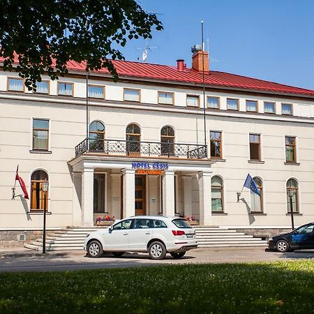 Hotel Cesis Bagian luar foto